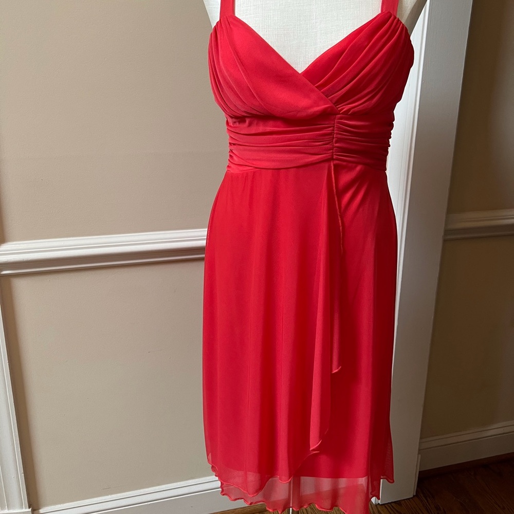 Sexy, classy chic dress for any After 5 , Semi Formal or Cocktail event.